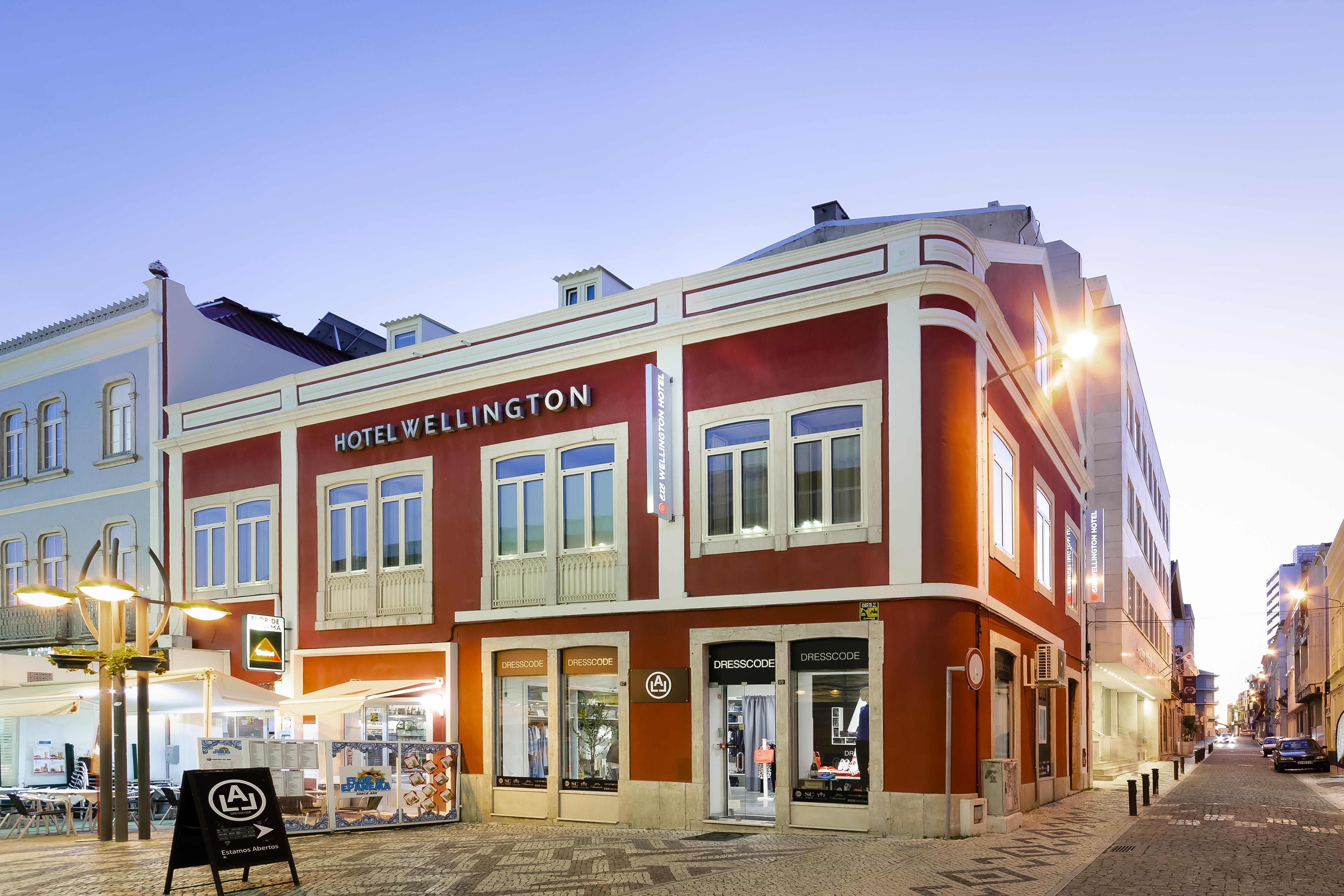 Exe Wellington Hotel ฟิเกราดาฟอซ ภายนอก รูปภาพ