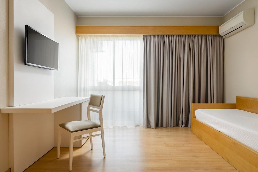 Exe Wellington Hotel ฟิเกราดาฟอซ ภายนอก รูปภาพ