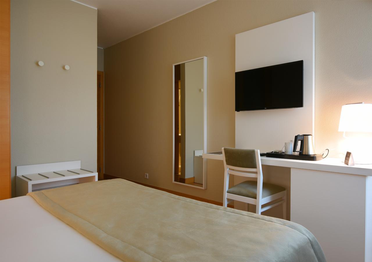 Exe Wellington Hotel ฟิเกราดาฟอซ ภายนอก รูปภาพ